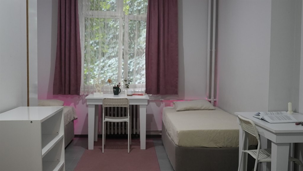 �zel Piyano K�z Yurdu - K�lt�r �ubesi