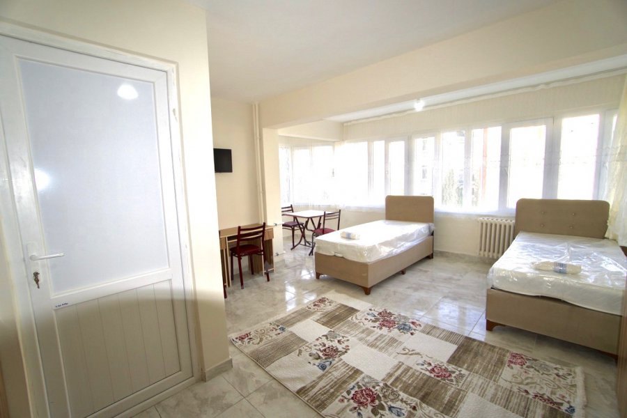 Edirne Ta� Apart - Balkan K�z ��renci �ubesi