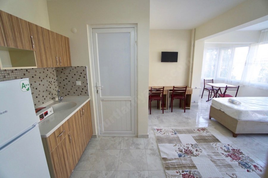 Edirne Ta� Apart - Balkan K�z ��renci �ubesi