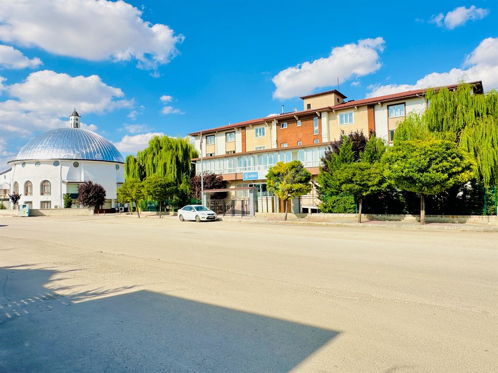 Alt�noluk Erkek ��renci Yurdu