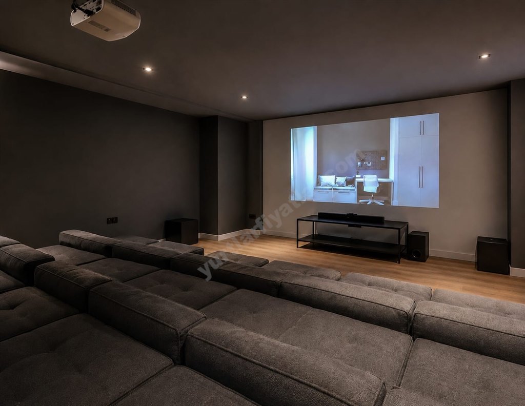 Rafine K�z Yurdu - Sinema Salonu