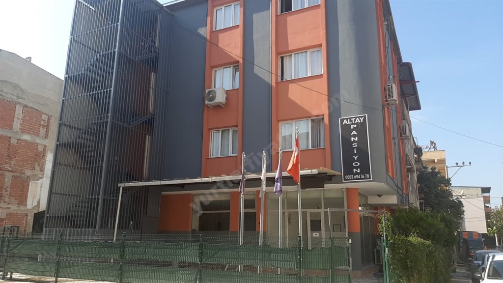 Altay Erkek Pansiyonu