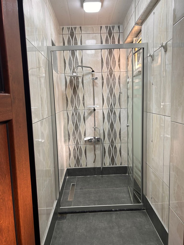 �zel G�m��su K�z ��renci Yurdu