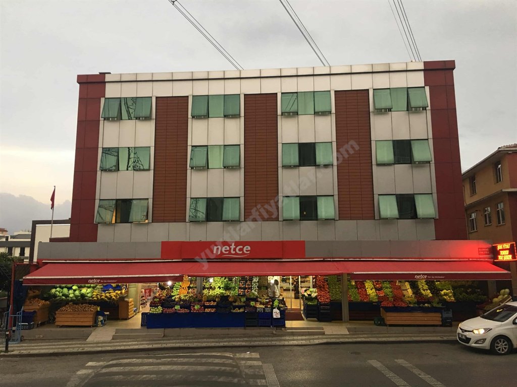 �zel G�m��su K�z ��renci Yurdu