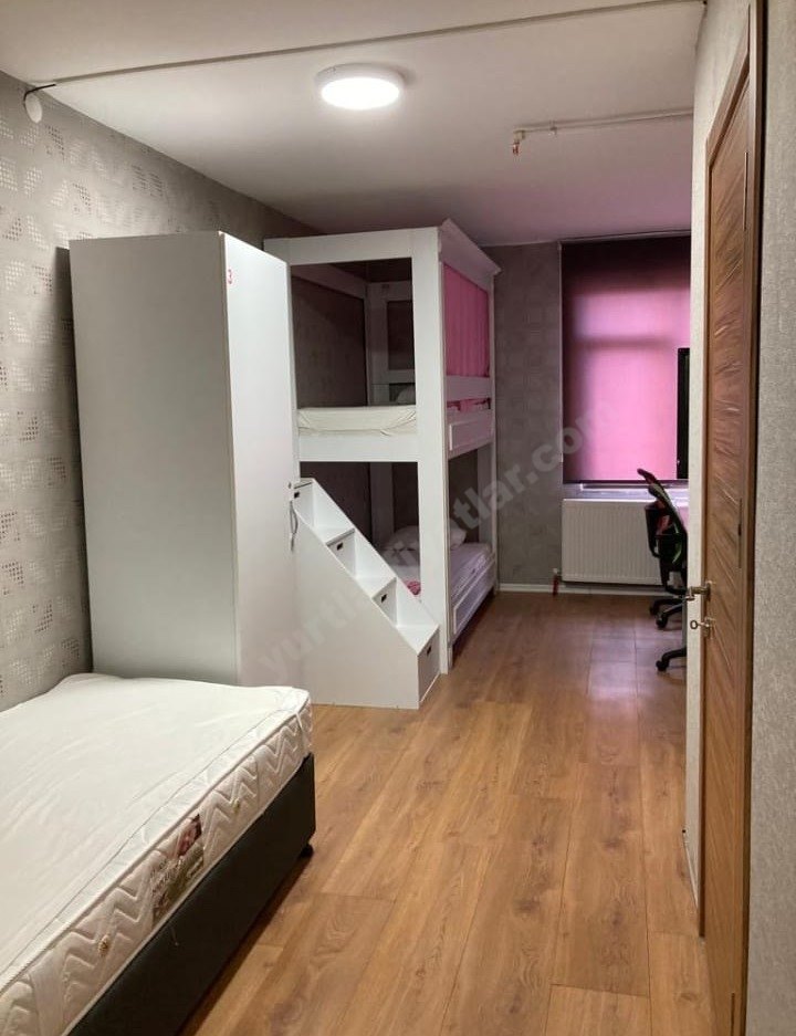 Campucity Mecidiyek�y K�z ��renci Yurdu