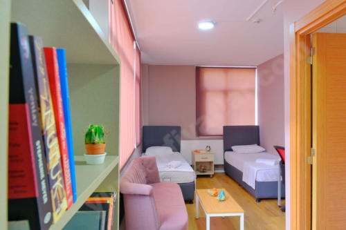 Campucity Mecidiyek�y K�z ��renci Yurdu