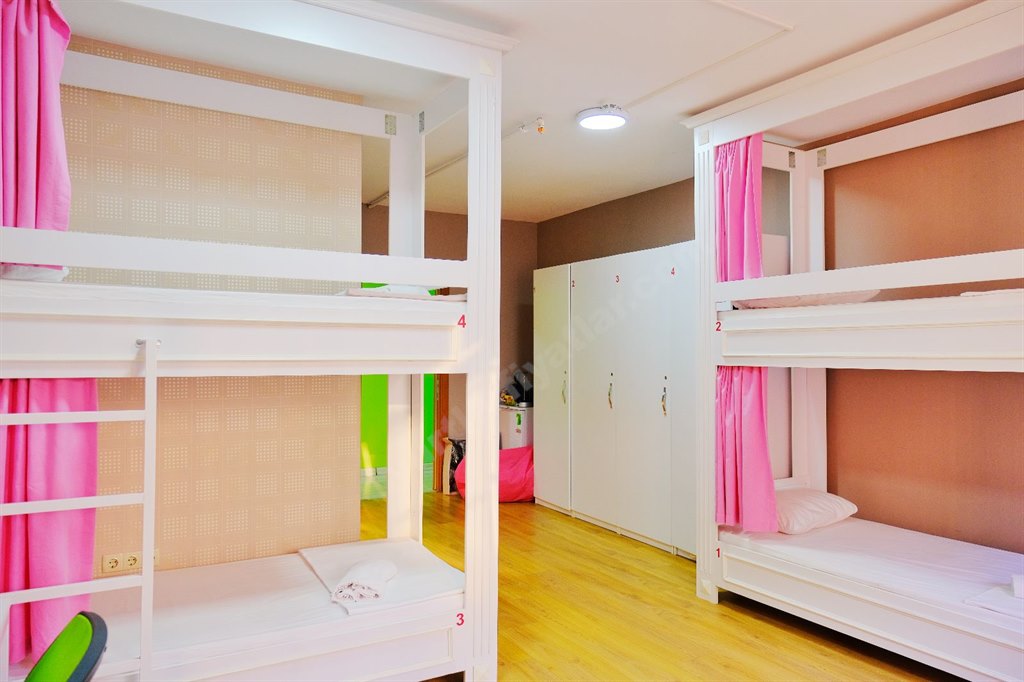 Campucity Mecidiyek�y K�z ��renci Yurdu