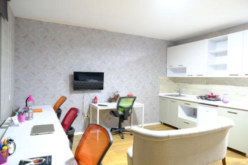 Campucity Mecidiyek�y K�z ��renci Yurdu