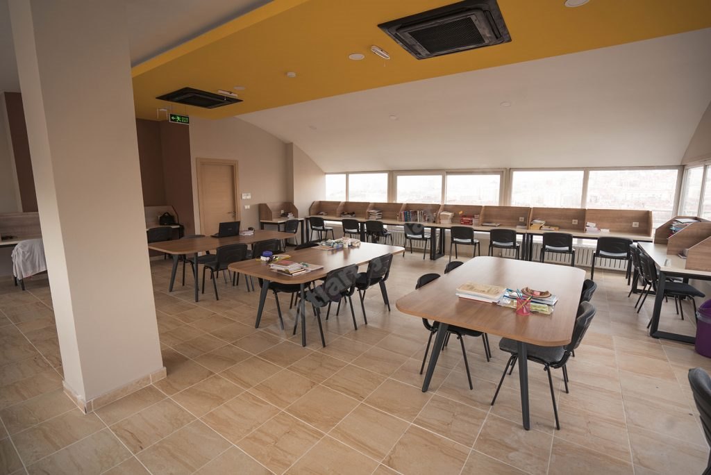 Yurt �ankaya �zel K�z ��renci Yurdu - Et�t Odas�