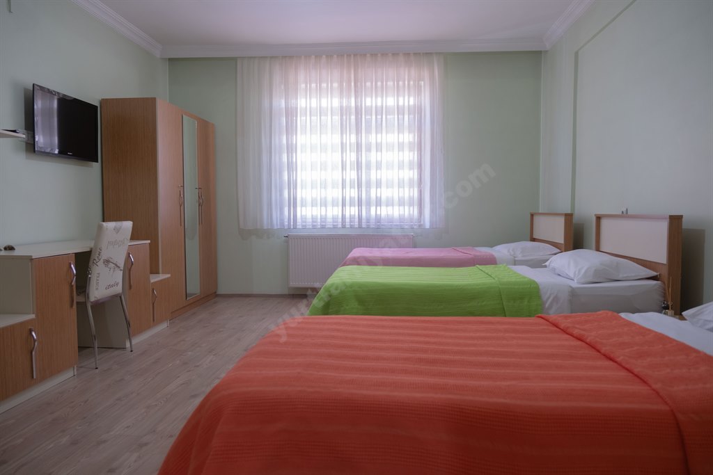 Fidan K�z ��renci Yurdu - 3 Ki�ilik Oda