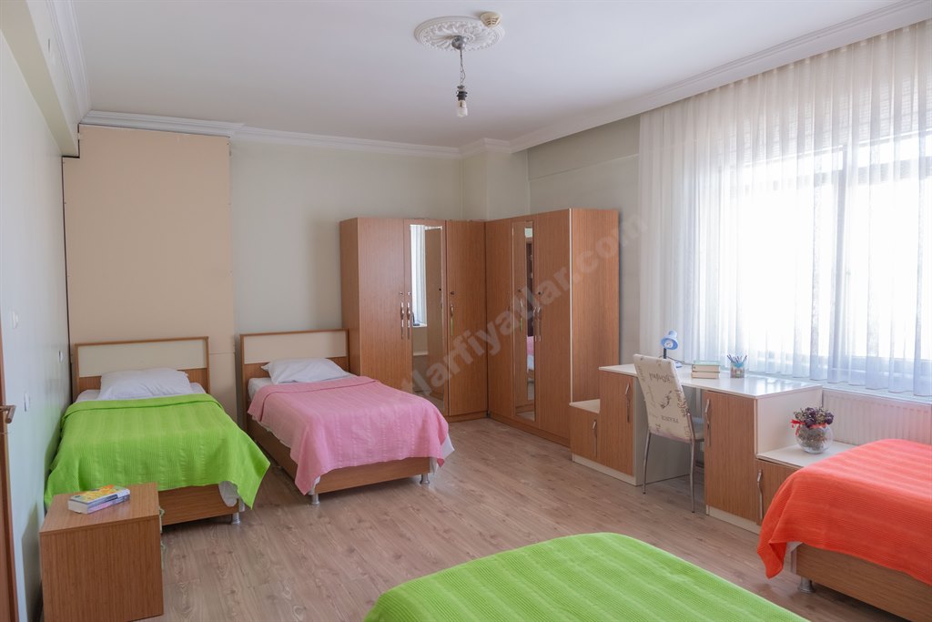 Fidan K�z ��renci Yurdu - 4 Ki�ilik Oda