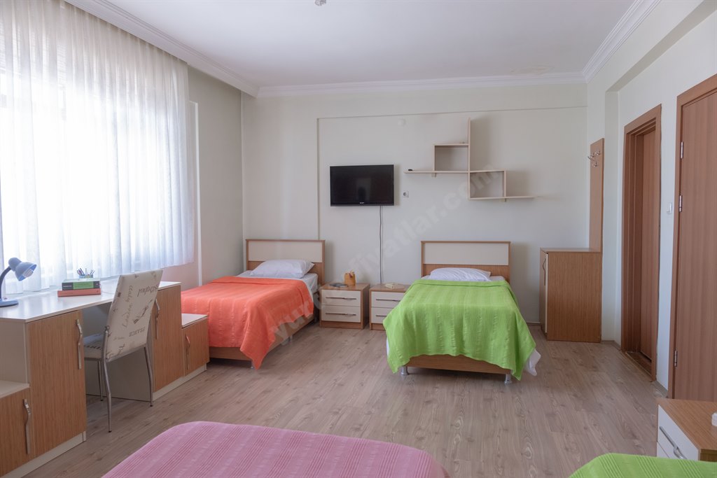 Fidan K�z ��renci Yurdu - 4 Ki�ilik Oda