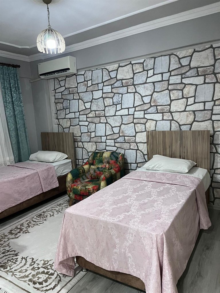 Yal� Suite Apart