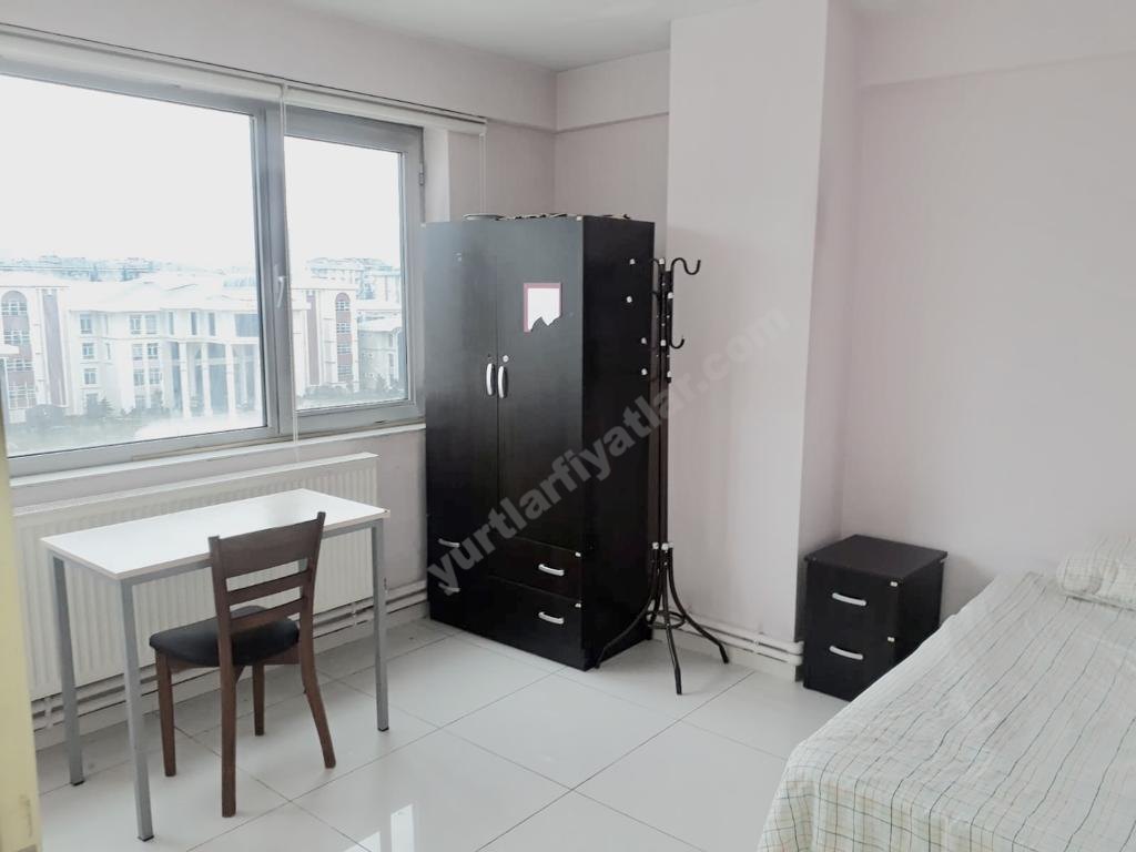 �ilek K�z ��renci Yurdu