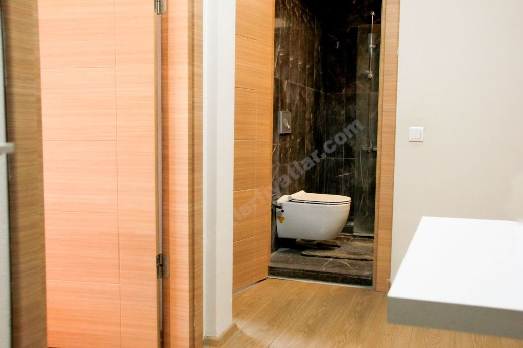 �i�li Modern Erkek ��renci Evi