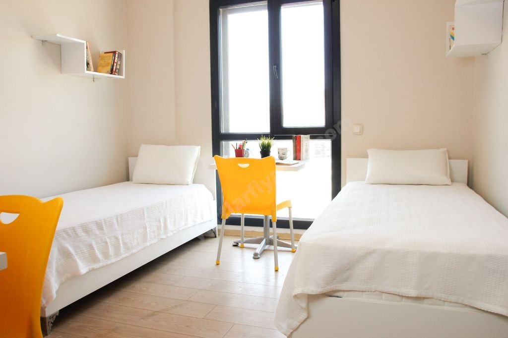 �i�li Modern Erkek ��renci Evi