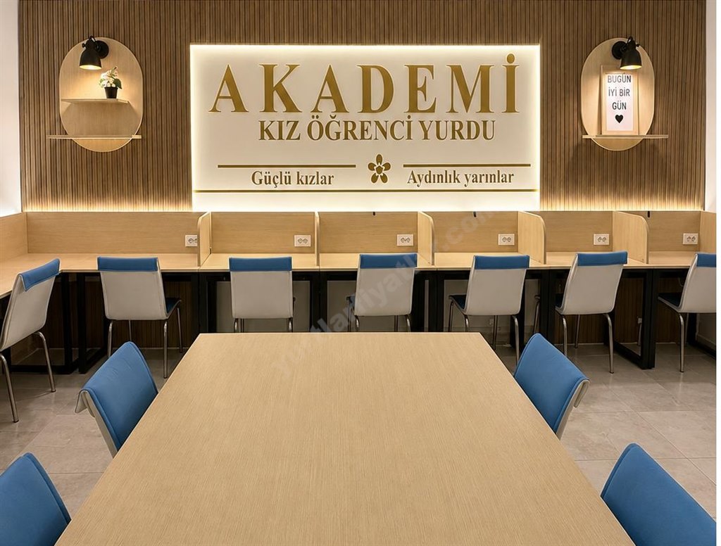Akademi K�z ��renci Yurdu - Et�t Odas� 