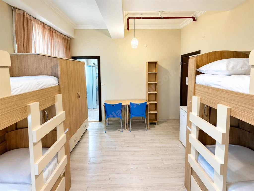 Akademi K�z ��renci Yurdu - 4 Ki�ilik Oda 