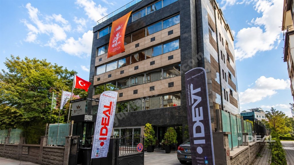 21. �UBE - �deal K�z ��renci Yurdu - Bina