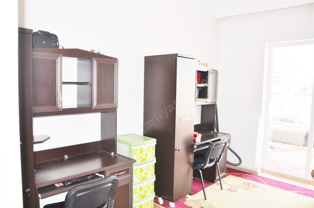 Niyazi M�sri K�lt�r Vakf� Erkek ��renci Evleri