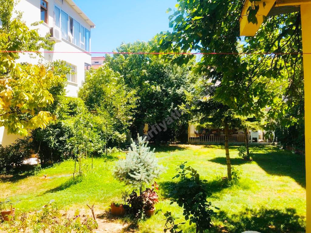 Niyazi M�sri K�lt�r Vakf� Erkek ��renci Evleri