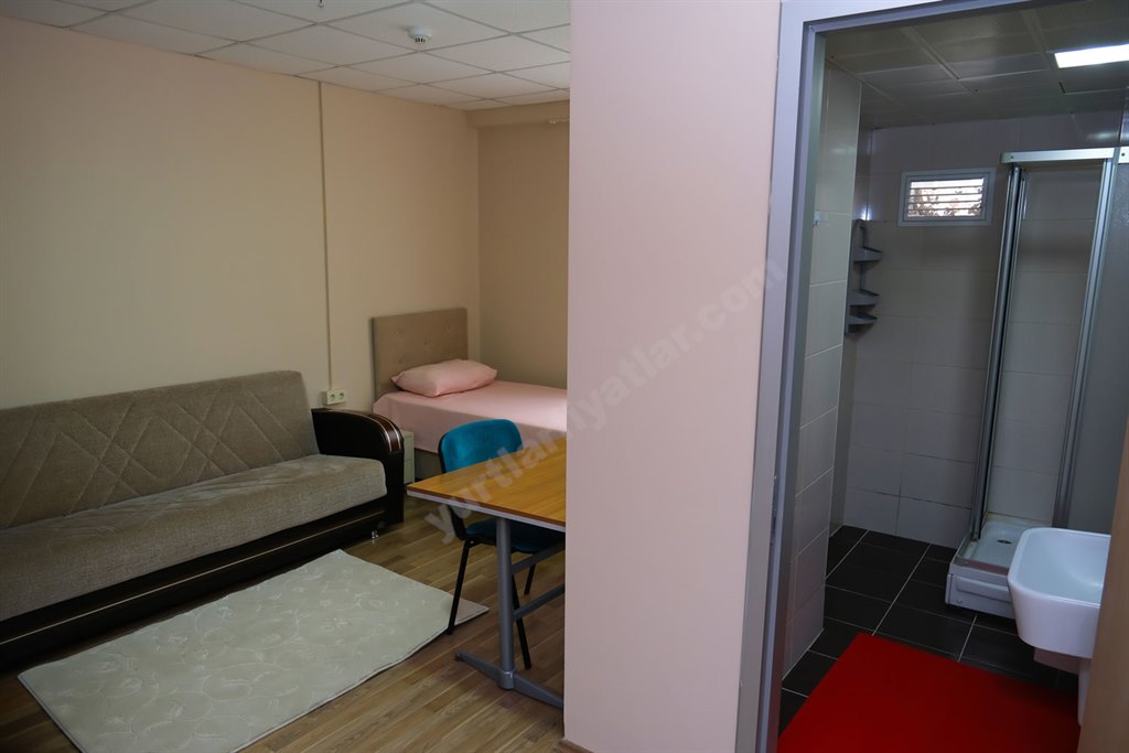 �nsan Vakf� Maltepe K�z Yurdu