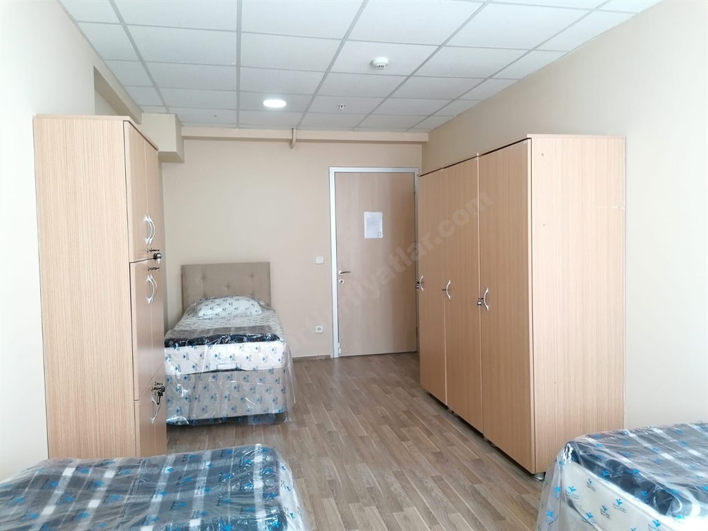 �nsan Vakf� Maltepe K�z Yurdu