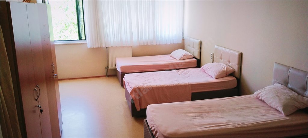 �nsan Vakf� Ihlamurkuyu K�z Yurdu