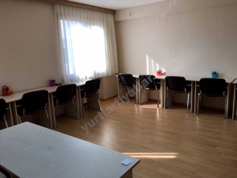 �nsan Vakf� Bah�elievler K�z Yurdu