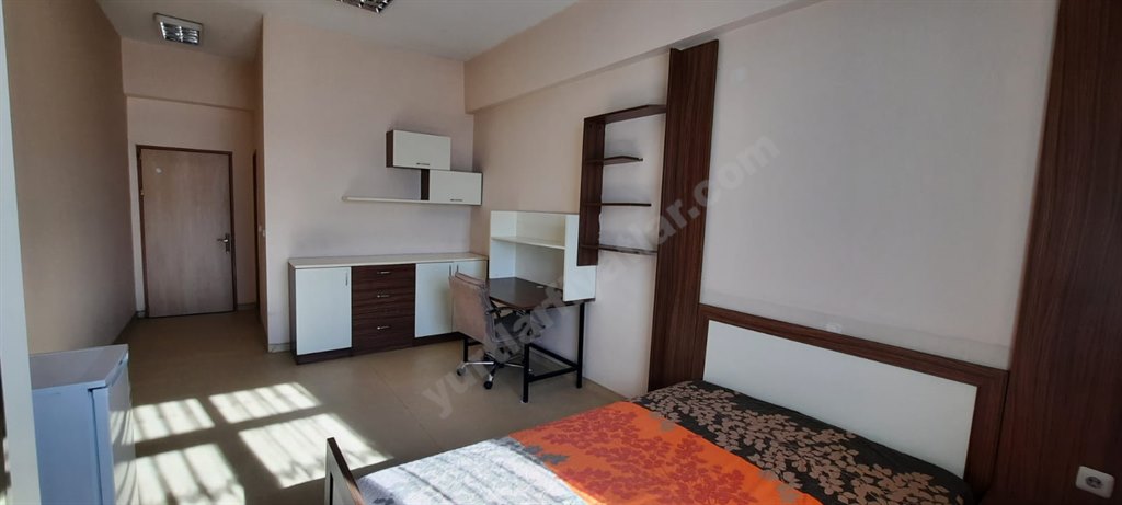 �nsan Vakf� S�heyla S�tk� Alp K�z Yurdu