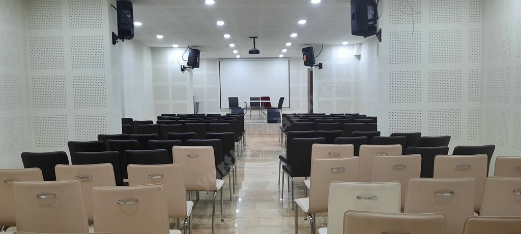 �nsan Vakf� S�heyla S�tk� Alp K�z Yurdu