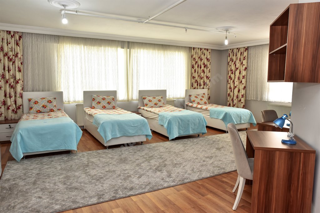 �nsan Vakf� Erzincan K�z Yurdu