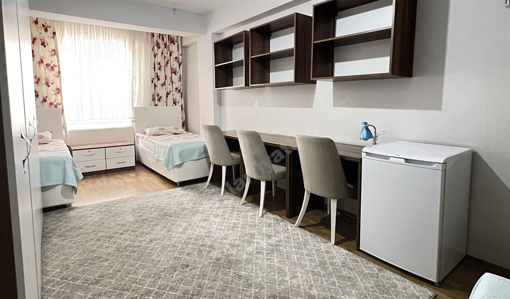 �nsan Vakf� Erzincan K�z Yurdu