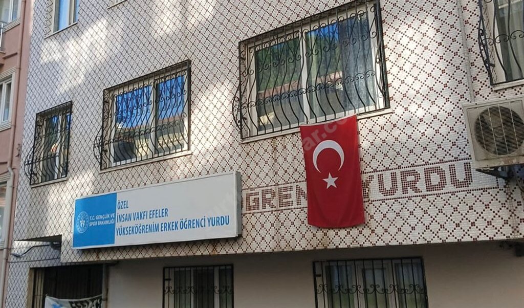 �nsan Vakf� Efeler Erkek Yurdu