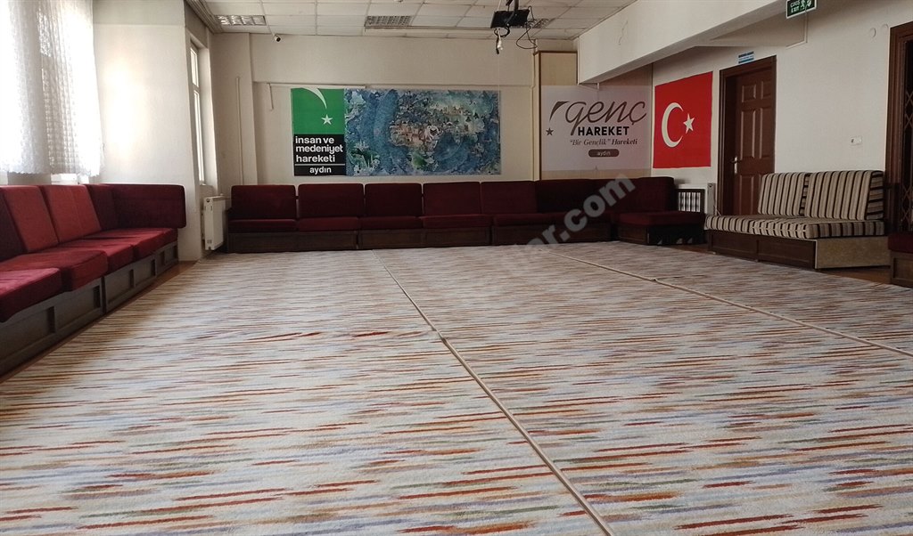 �nsan Vakf� Efeler Erkek Yurdu