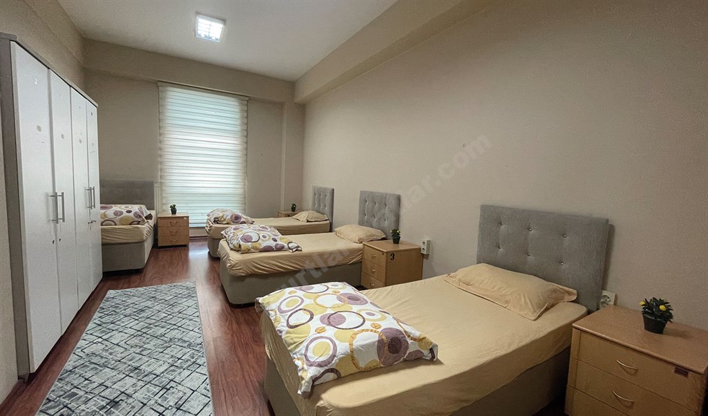 �nsan Vakf� Dirili� Erkek Yurdu