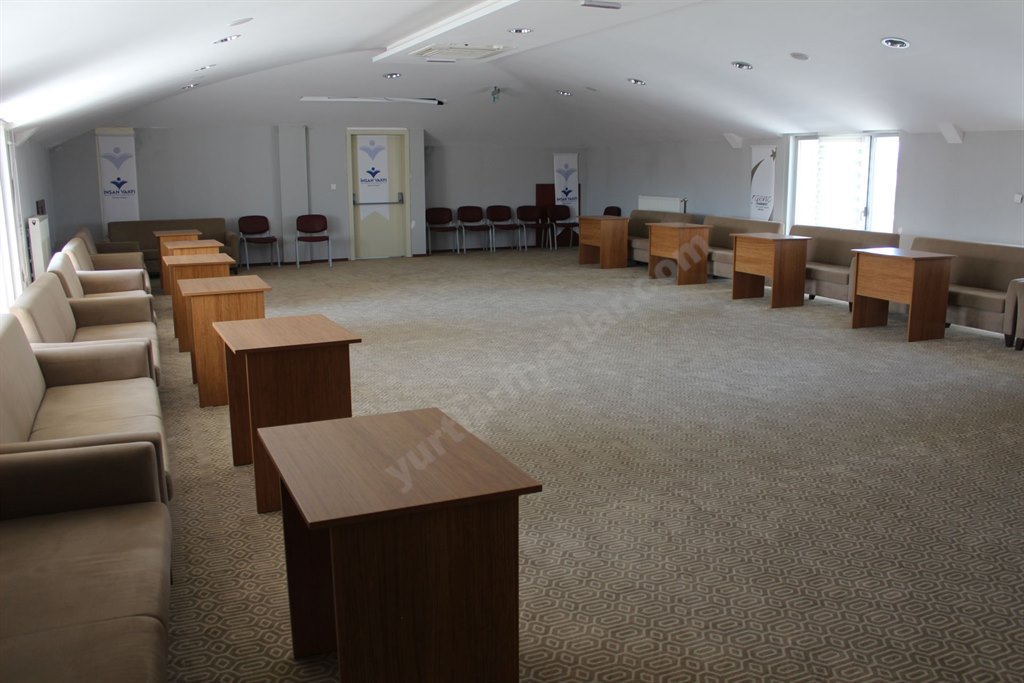 �nsan Vakf� Dirili� Erkek Yurdu