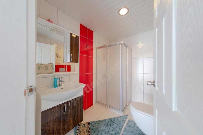 �nsan Vakf� Alanya K�z Yurdu