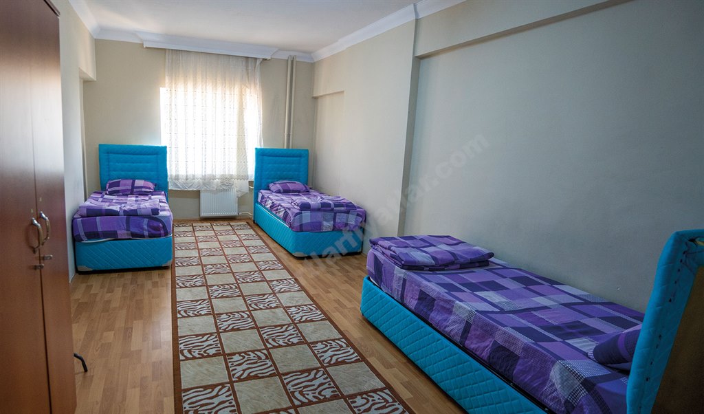 �nsan Vakf� Medeniyet Erkek Yurdu