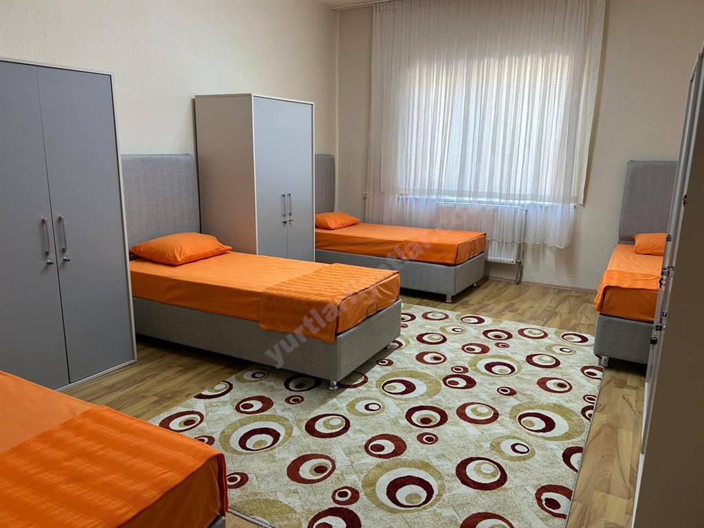 �nsan Vakf� Mavera K�z Yurdu - 