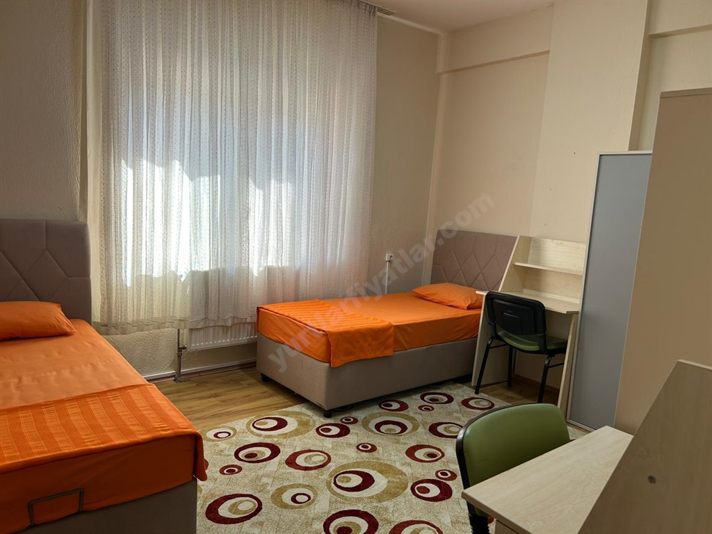 �nsan Vakf� Mavera K�z Yurdu - 