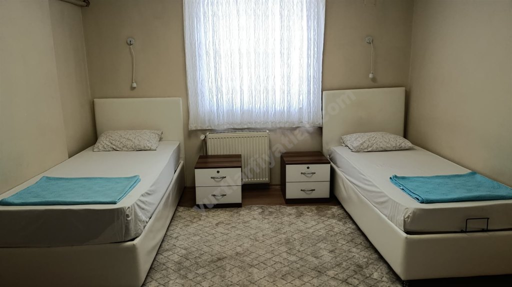 �nsan Vakf� Yediveren Erkek Yurdu - 2 Ki�ilik Oda