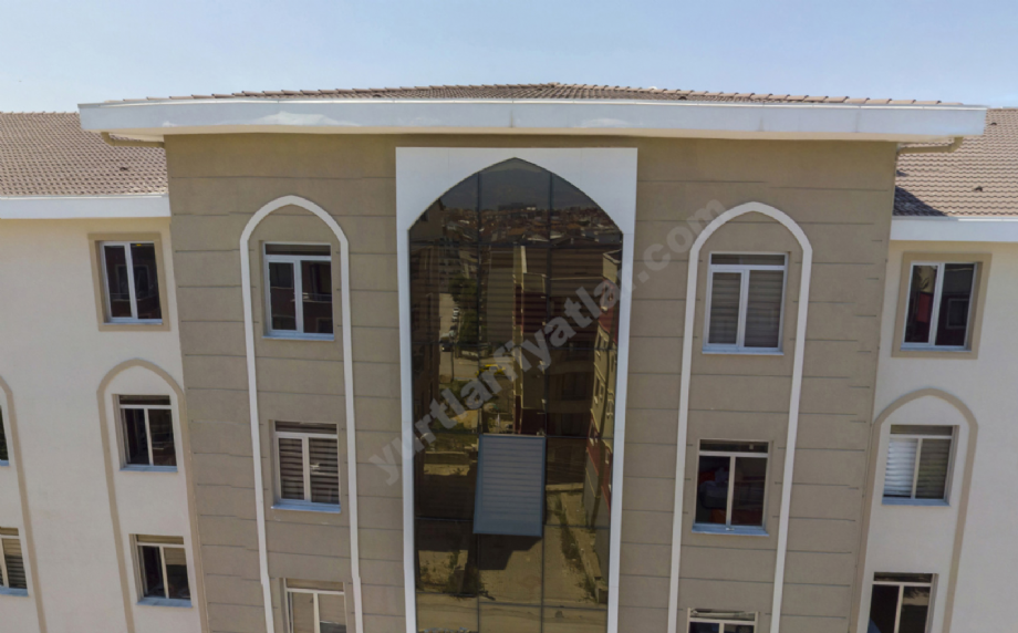 �nsan Vakf� Ramazan Karaalp K�z Yurdu