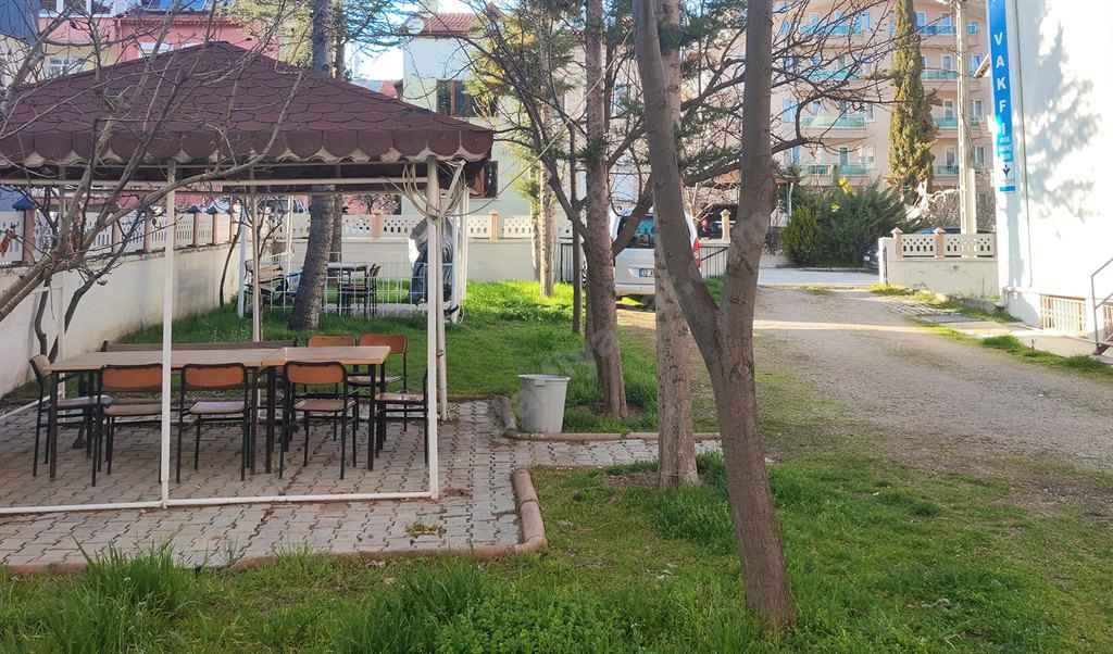 �nsan Vakf� Isparta Erkek Yurdu