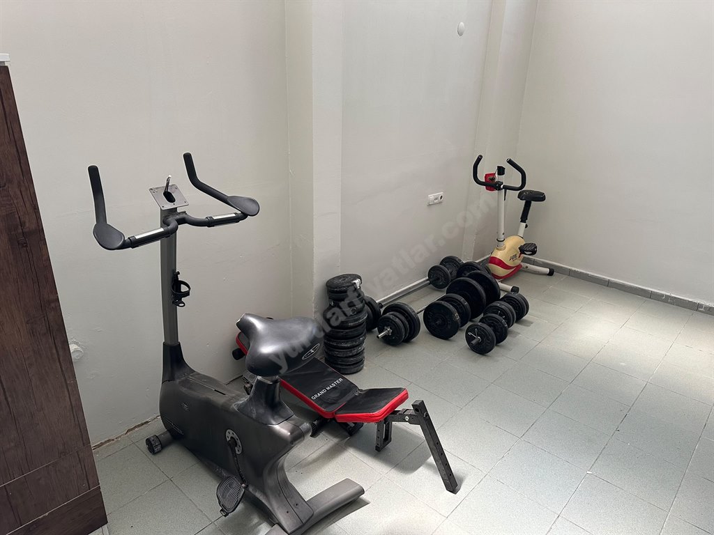 �nsan Vakf� Isparta Erkek Yurdu - Spor Salonu 