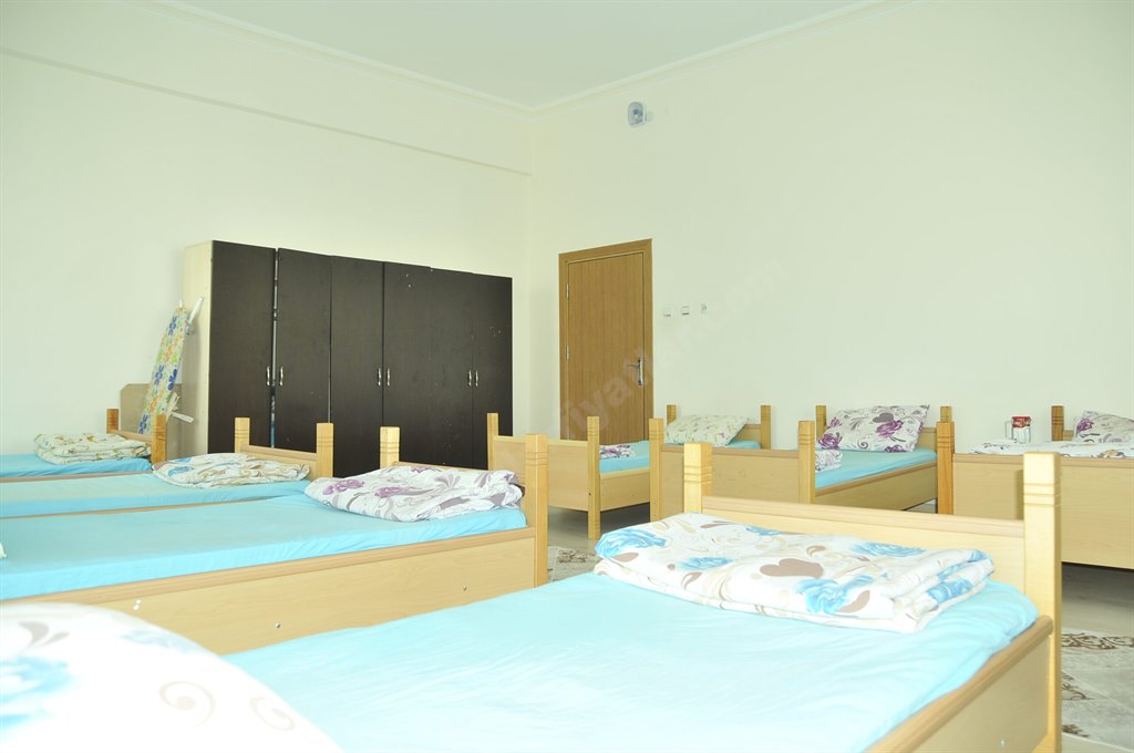 Bah�elievler Erkek ��renci Yurdu