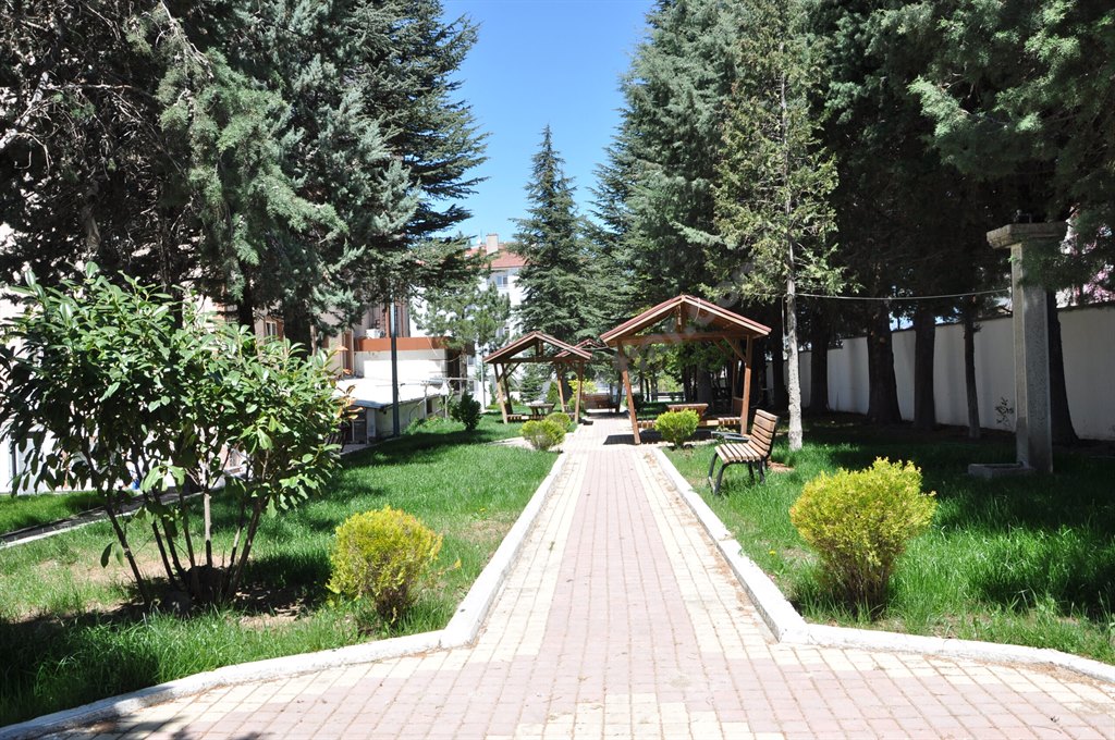 Bah�elievler Erkek ��renci Yurdu