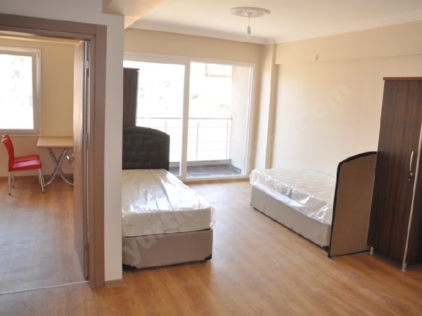 �zmir Pelikan Erkek ��renci Apartlar�