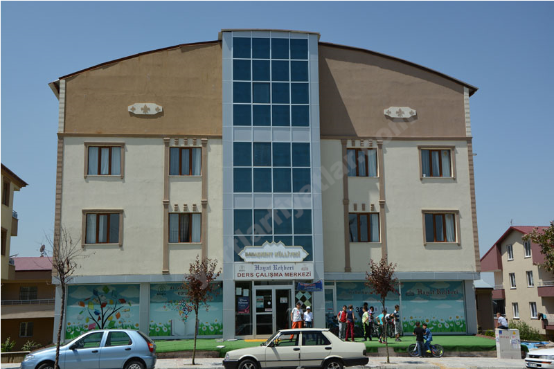 K�lt�r ve E�itim Vakf� Erkek ��renci Daireleri