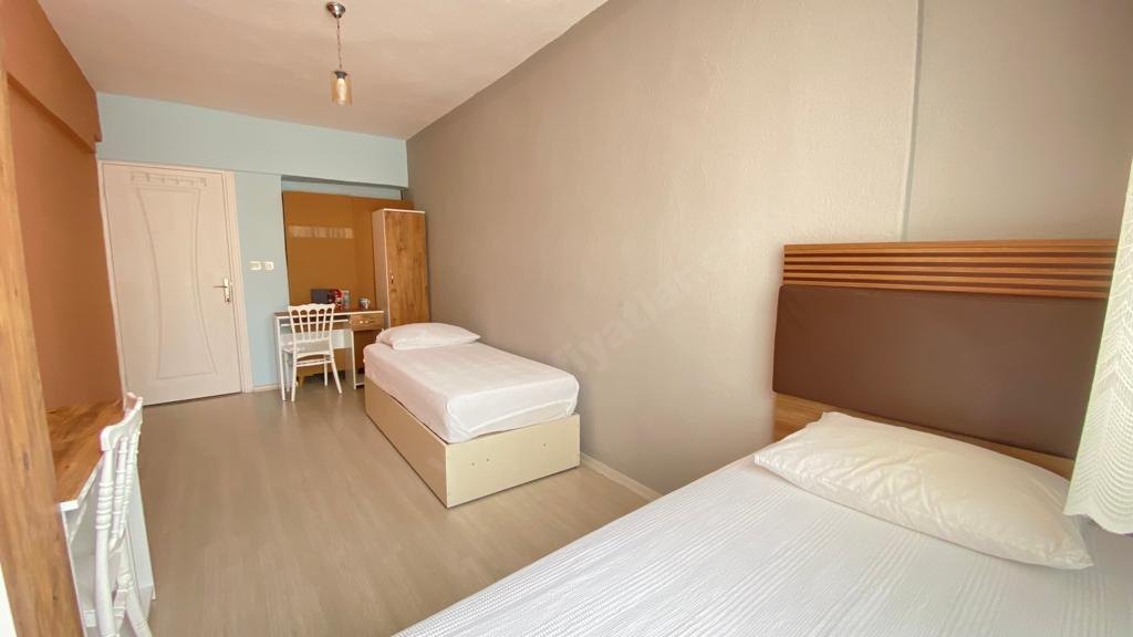 Altay Erkek ��renci Apart�